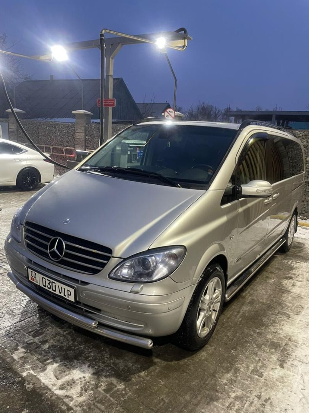 Mercedes-Benz Viano