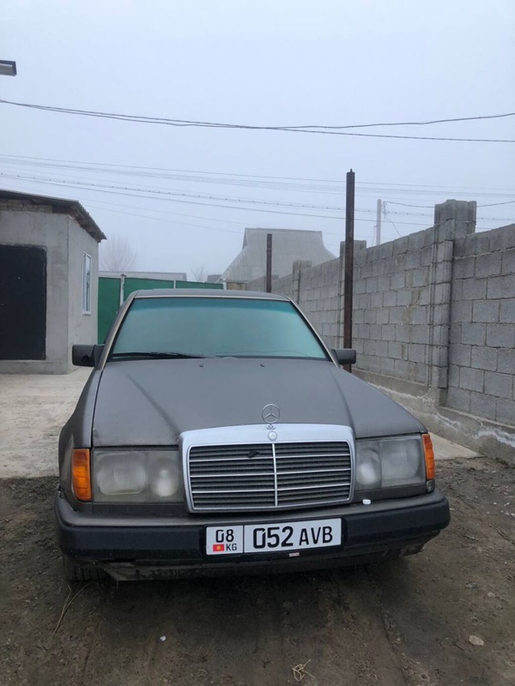 Mercedes-Benz W124