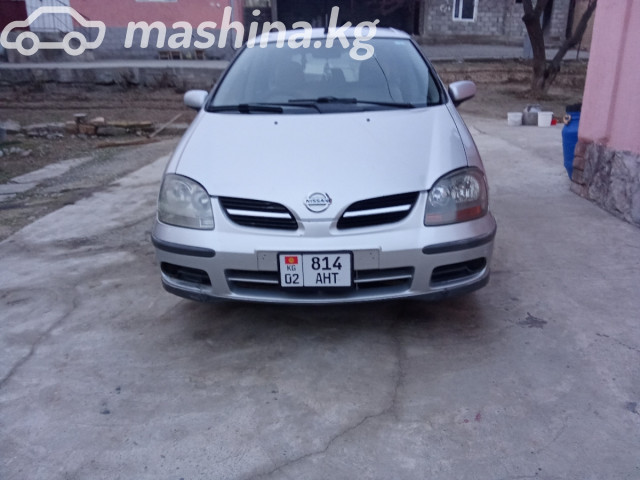 Nissan Almera Tino