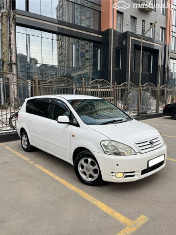 Toyota Ipsum