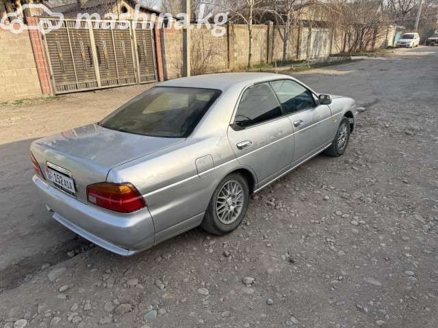 Nissan Laurel