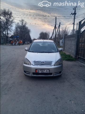 Toyota Avensis Verso