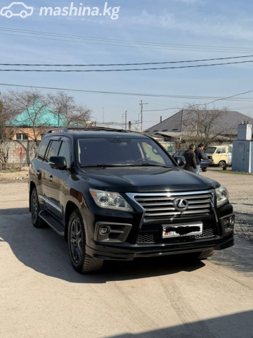 Lexus LX