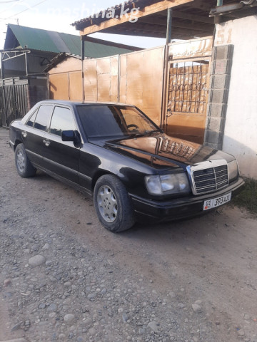 Mercedes-Benz W124