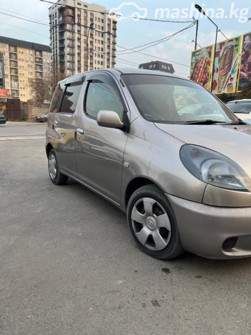 Toyota FunCargo
