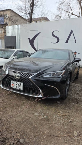 Lexus ES