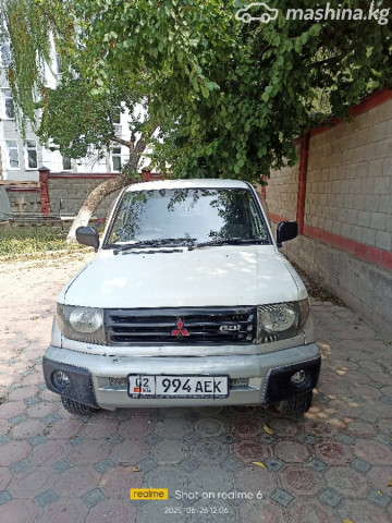 Mitsubishi Pajero iO
