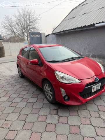 Toyota Prius c