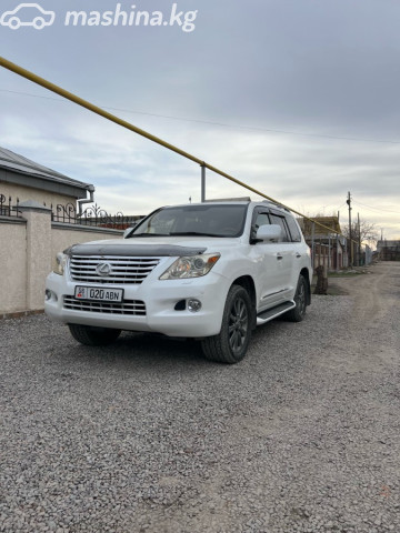 Lexus LX