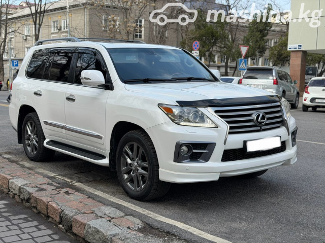 Lexus LX