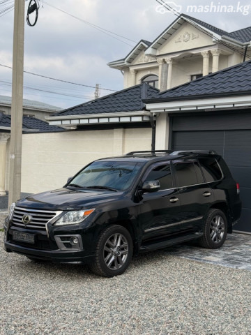 Lexus LX