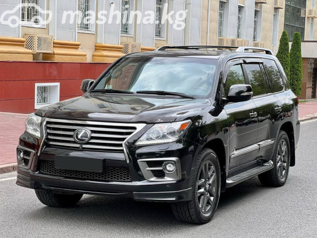 Lexus LX