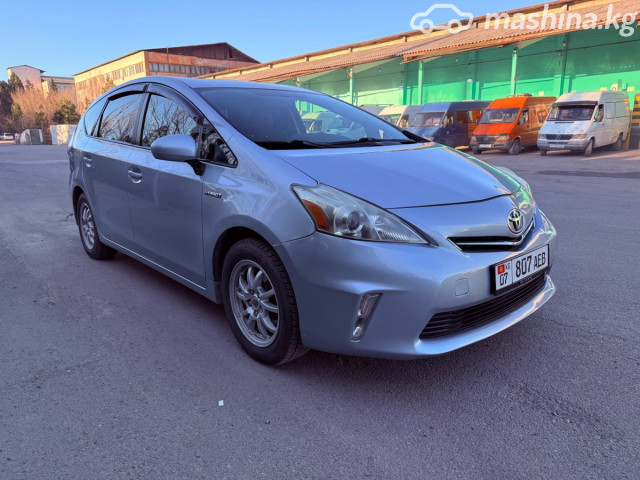 Toyota Prius v (+)