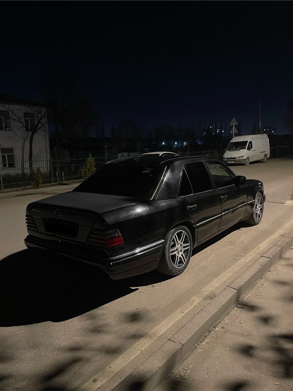 Mercedes-Benz W124