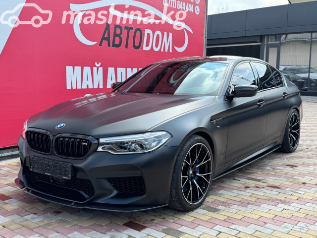 BMW M5