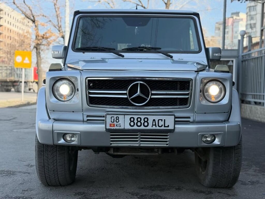 Mercedes-Benz G-Class