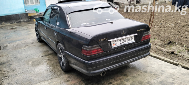 Mercedes-Benz W124