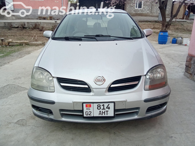 Nissan Almera Tino