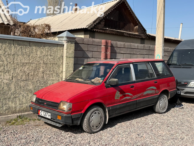 Mitsubishi Space Wagon