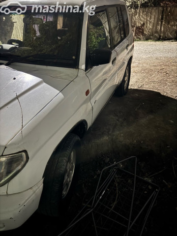 Mitsubishi Pajero iO