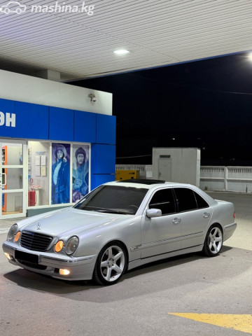 Mercedes-Benz E-Класс