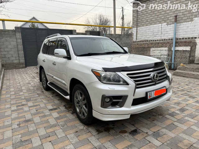 Lexus LX