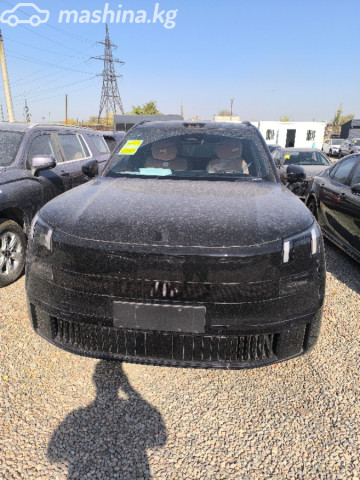 Lynk &amp; Co 900