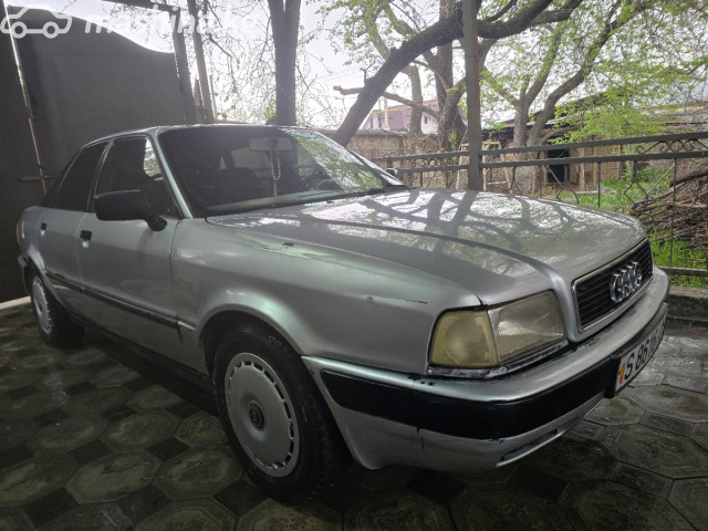 Audi 80