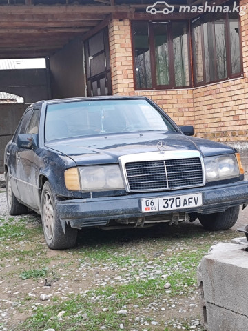Mercedes-Benz W124
