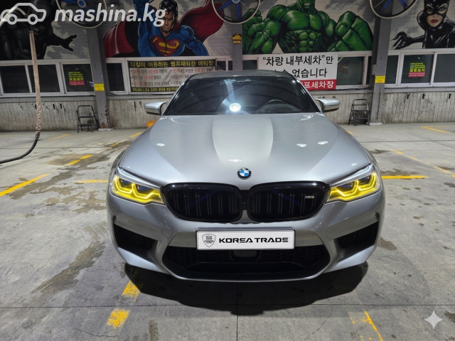 BMW M5