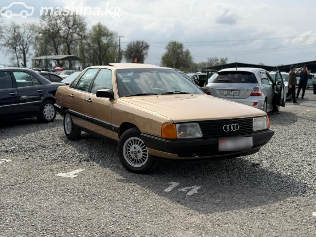 Audi 100