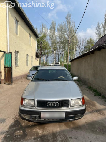 Audi 100