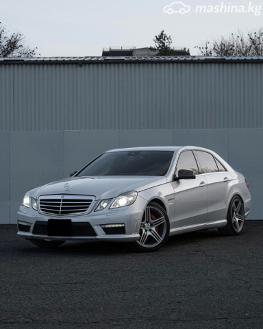 Mercedes-Benz E-Класс AMG