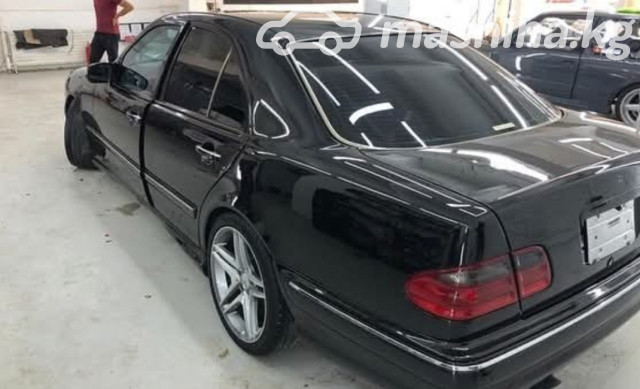 Mercedes-Benz E-Класс