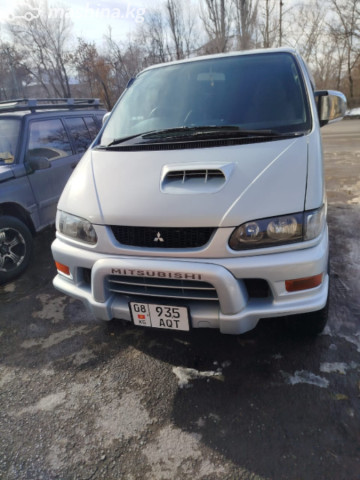 Mitsubishi Delica