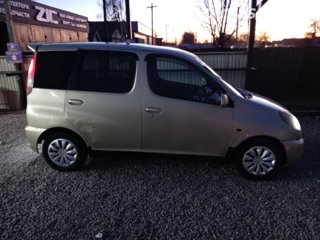 Toyota FunCargo