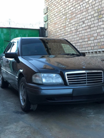 Mercedes-Benz C-Класс