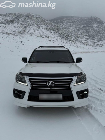 Lexus LX