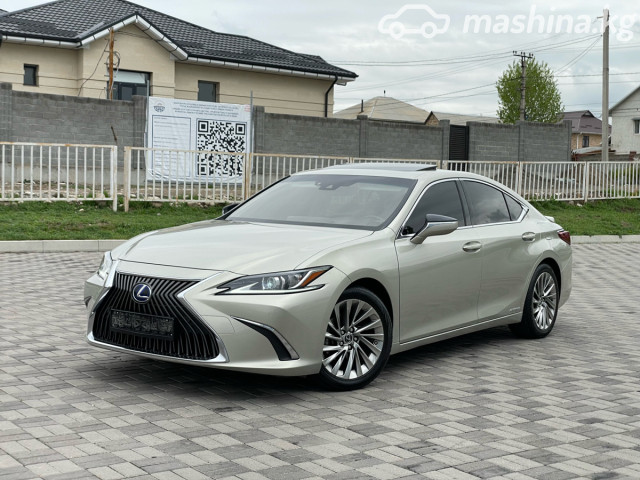 Lexus ES