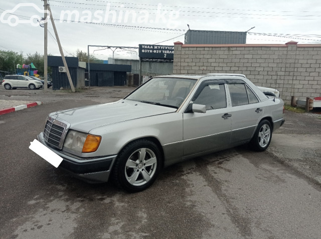 Mercedes-Benz W124