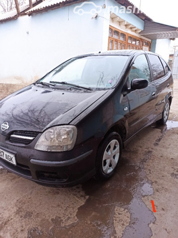 Nissan Almera Tino