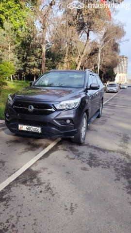SsangYong Rexton Sports