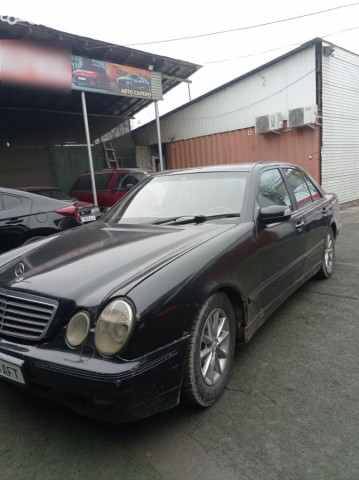 Mercedes-Benz E-Класс