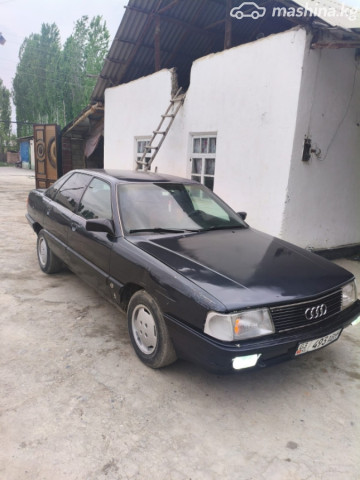 Audi 100
