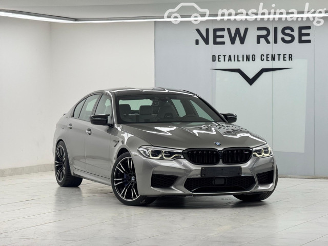 BMW M5