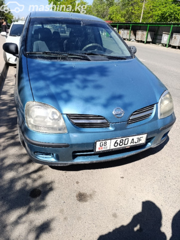 Nissan Almera Tino