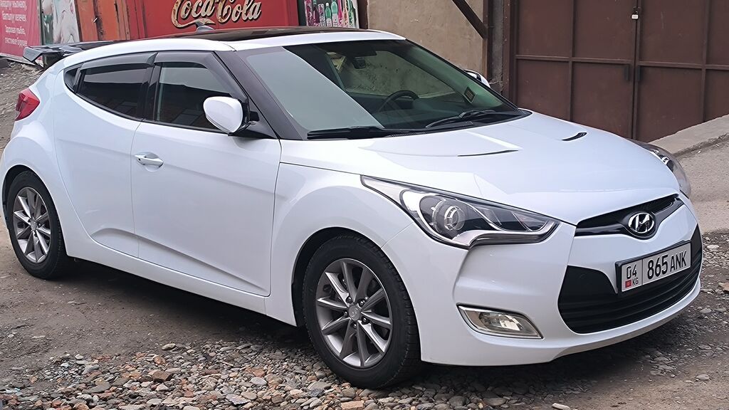 Hyundai Veloster