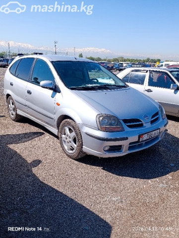 Nissan Almera Tino