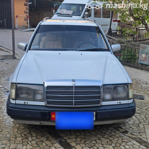 Mercedes-Benz W124