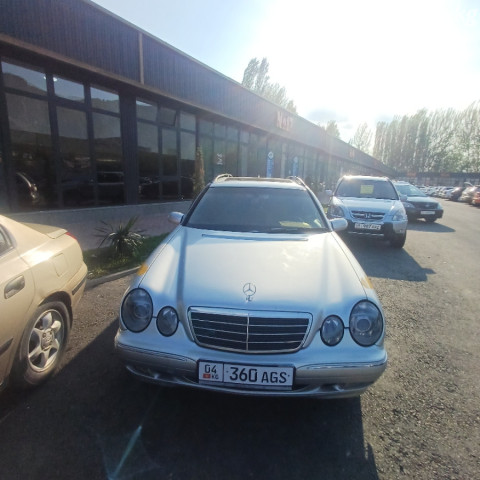 Mercedes-Benz E-Класс